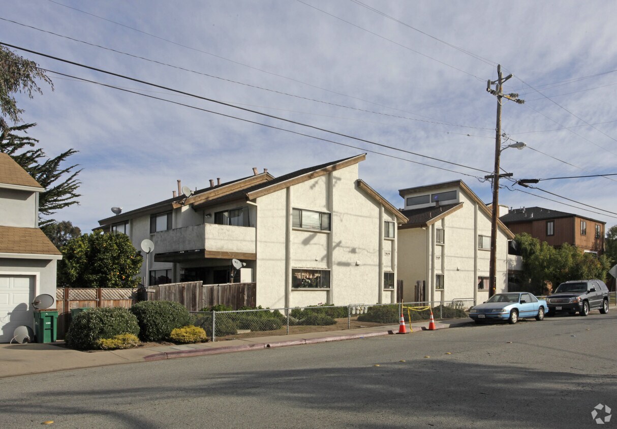 Primary Photo - 979-989 Hilby Ave