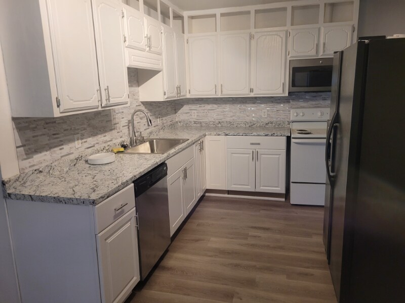 Primary Photo - 718 N 18th St