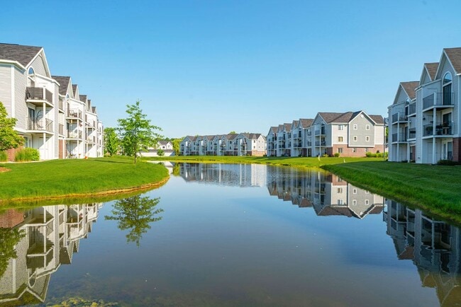 Building Photo - Heatherwood Apartments