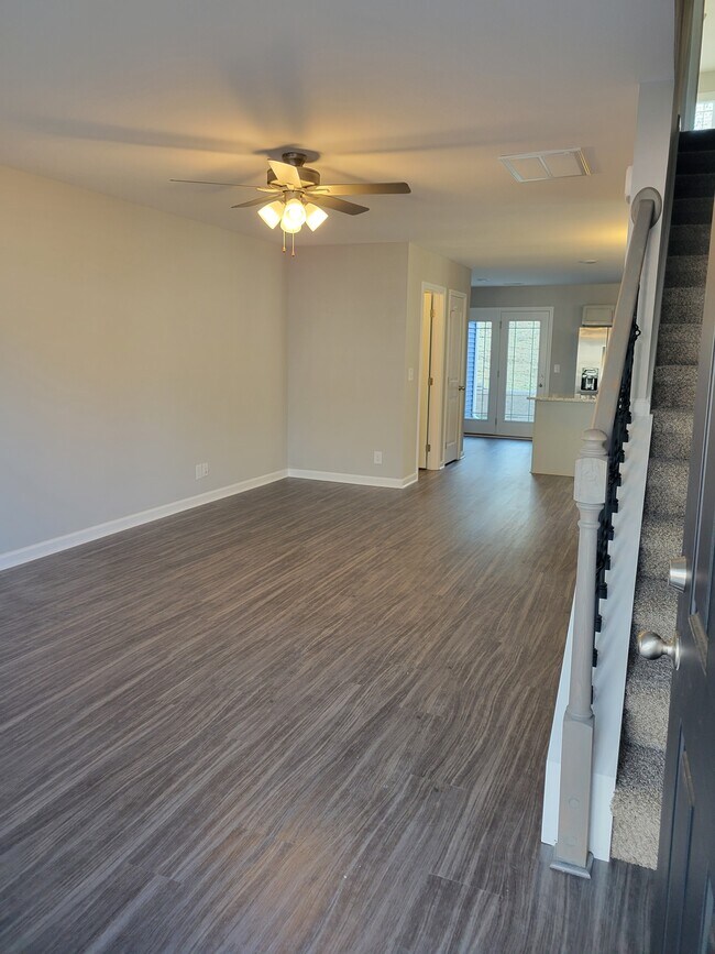 Foto del edificio - 262 Woodland Valley Ln