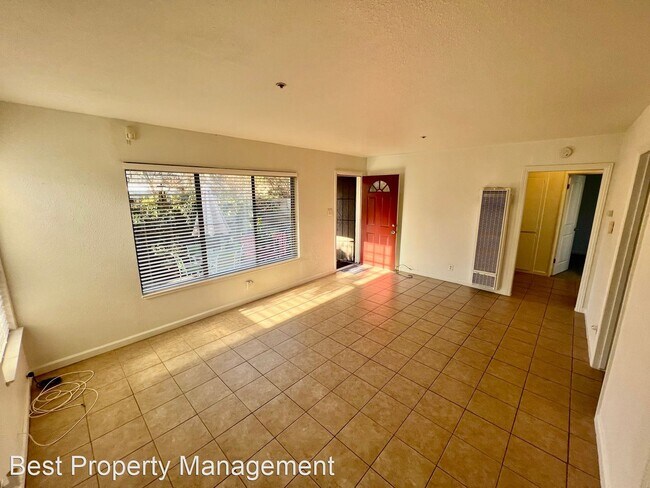 Building Photo - 3 br, 1 bath House - 33954 13th Street