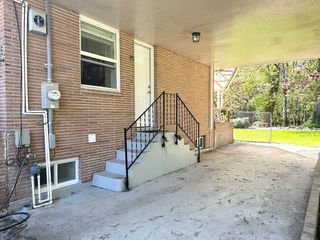 Photo - Converted Duplex 2 Bed 1 Bath w/ Private Y... House