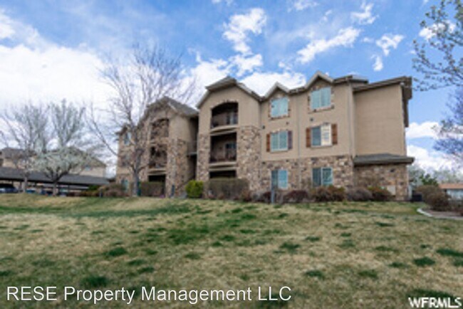 Building Photo - 3 br, 2 bath House - 181 N 1200 W #203