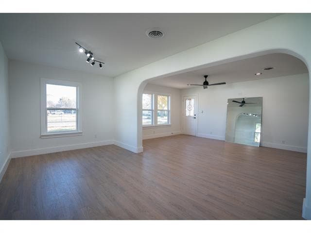 Foto del edificio - 1017 Tosch Ln