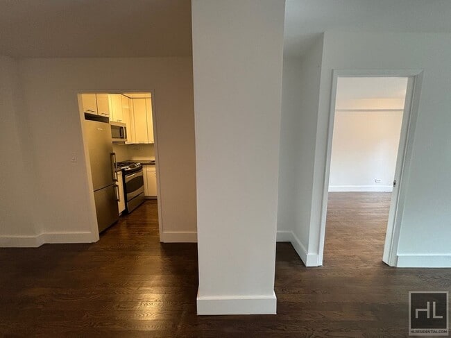 Foto del edificio - EAST 63 STREET