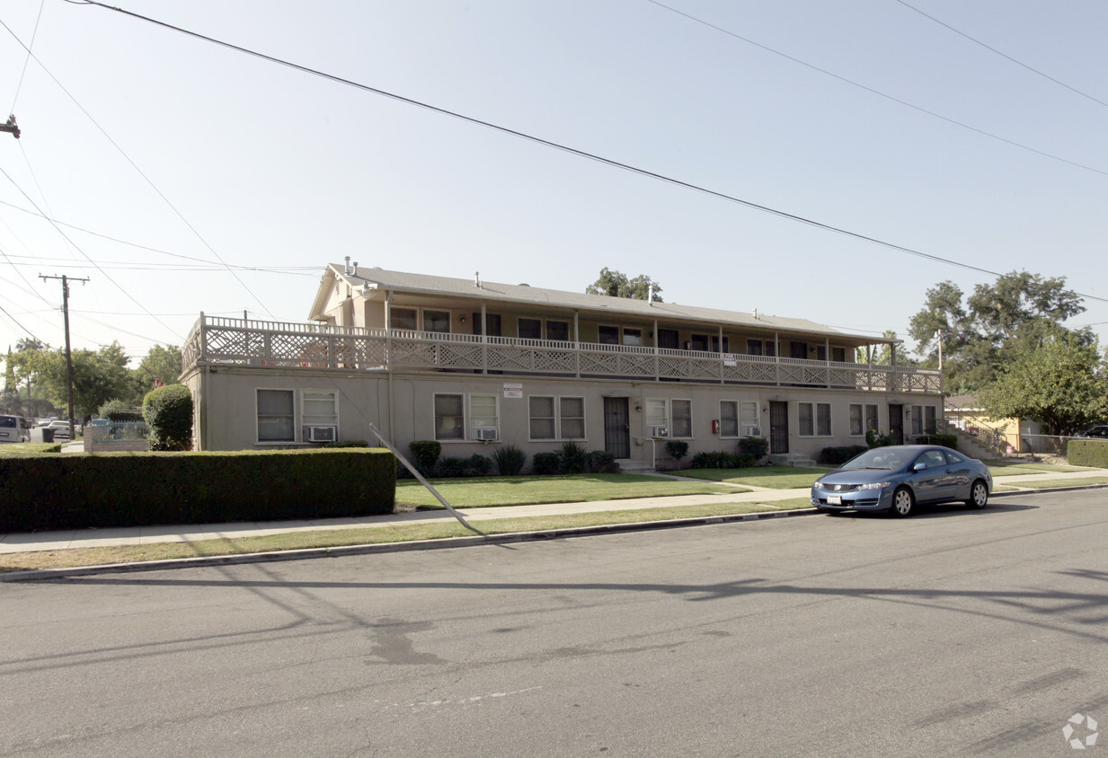 Primary Photo - 506-522 Texas St