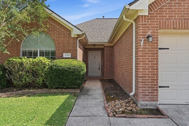 Foto del edificio - 2313 Perkins Crossing Dr