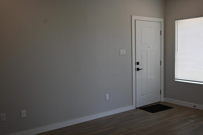 Building Photo - 311 Dorel Dr