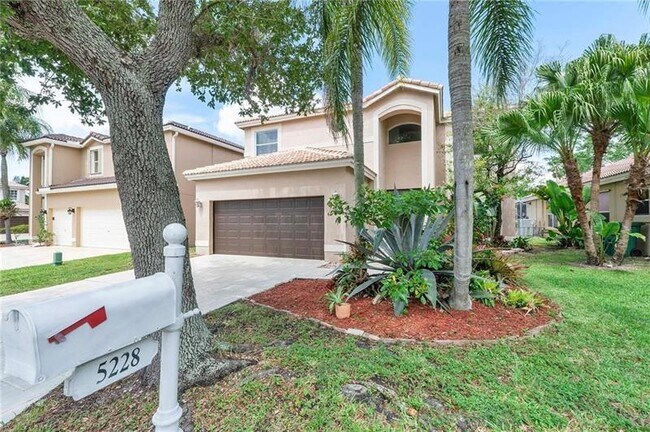 Foto del edificio - 5228 NW 112th Terrace