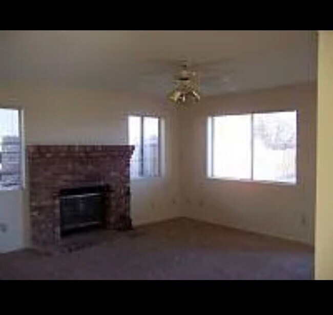 Living Room - 22109 Golden Star Blvd
