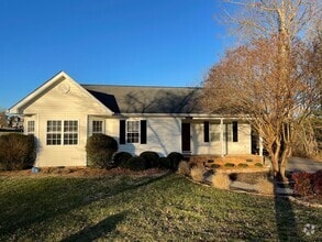 Building Photo - 2497 Linnie Ct