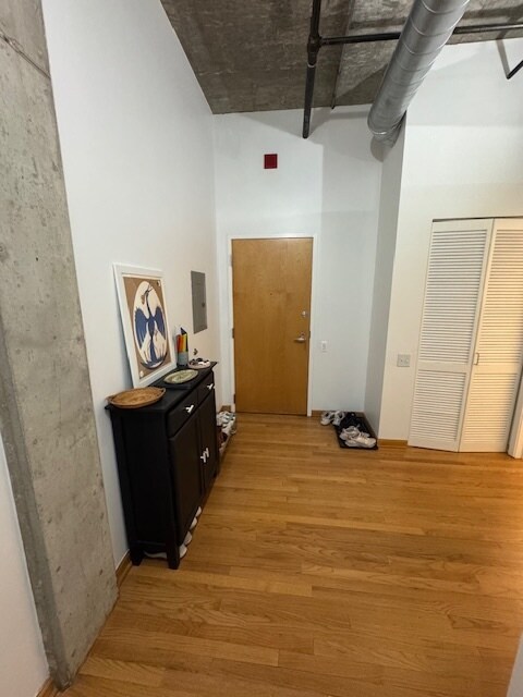 Foto del edificio - 900 N Kingsbury St