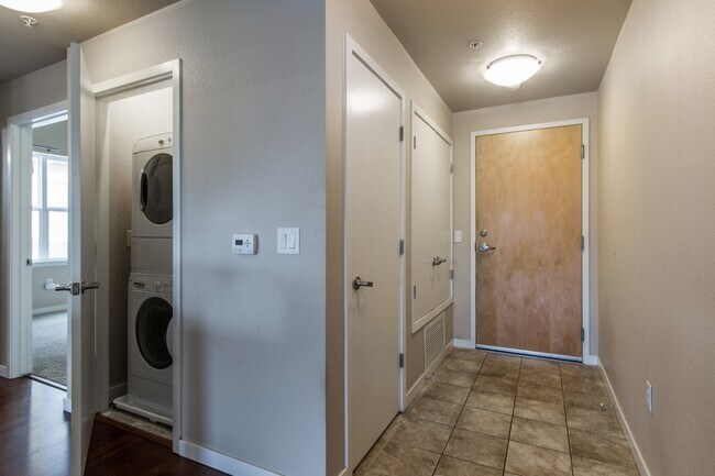 Foto del edificio - LoHi Condo with Two Assigned Parking Space...