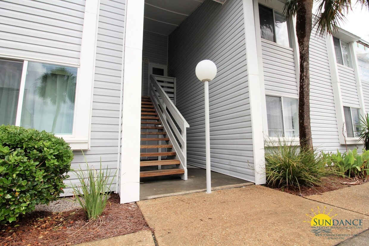Primary Photo - Beautiful 2 Bedroom Unit in Finisterra!