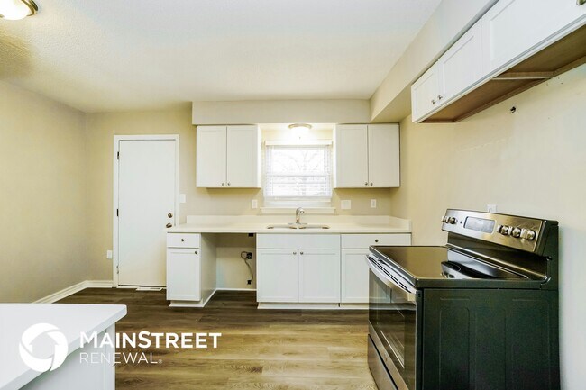 Foto del edificio - 2684 Glenbriar St