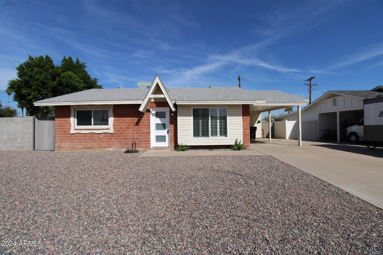 Primary Photo - 8602 E Sheridan St
