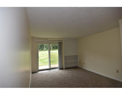 Foto del edificio - 176 Maple Ave