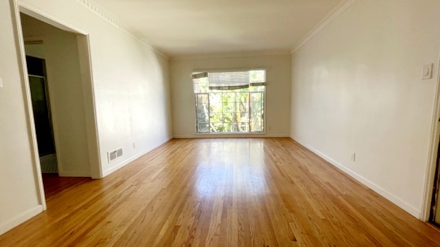Foto del edificio - 659 Midvale Ave
