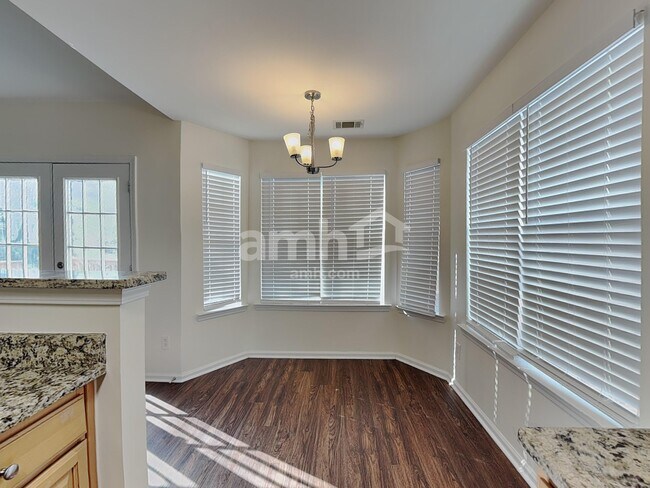 Foto del edificio - 3394 English Oaks Dr NW