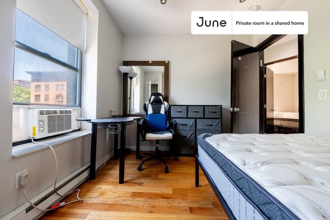 Building Photo - Room in Shared 3 bed/2 bath home in Central Harlem