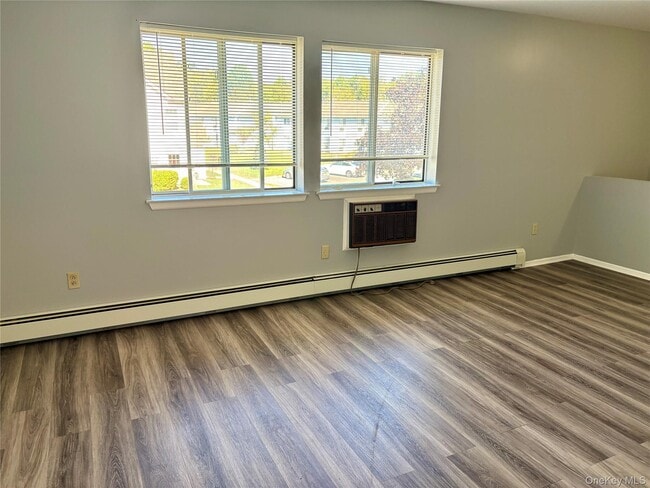 Foto del edificio - 314 Ruth Ct