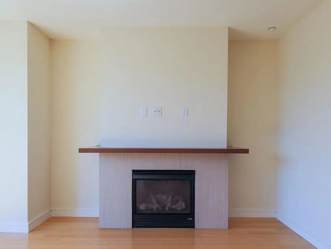 Building Photo - 1725 Washington St