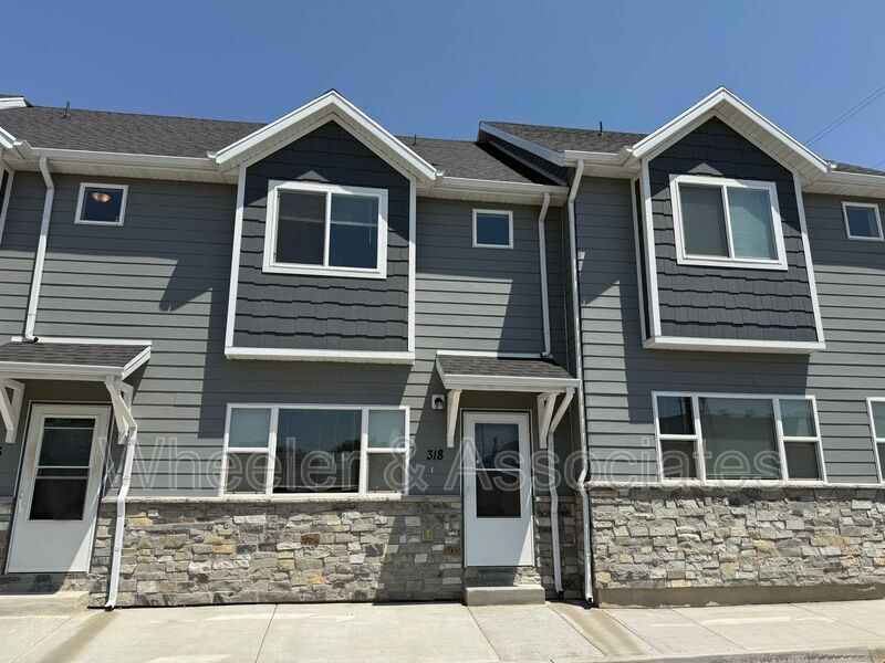 Foto principal - 320 38th St