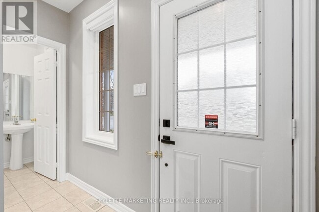 Building Photo - 377 Caboto Trail