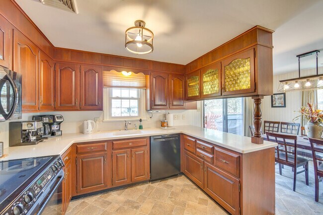 Foto del edificio - 25 Meadow View Dr