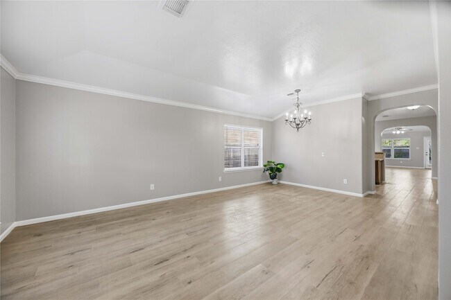 Foto del edificio - 11609 Spill Creek Dr
