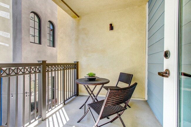 Interior Photo - Newhall Crossings
