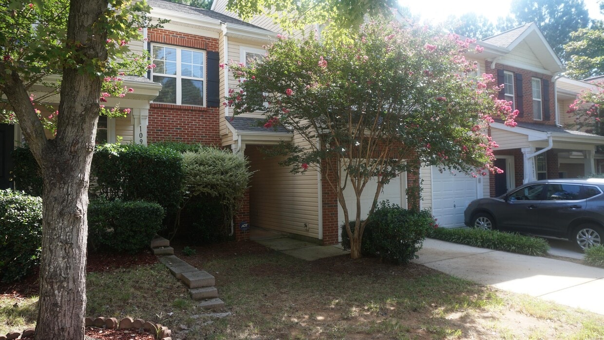 10917 Princeton Village Dr, Charlotte, NC 28277 House Rental in