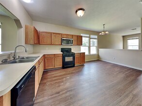 Building Photo - 19314 Yaupon Creek Dr