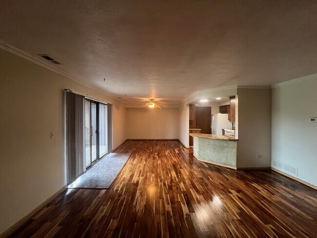 Foto del edificio - 7283 Beacon Hill Dr