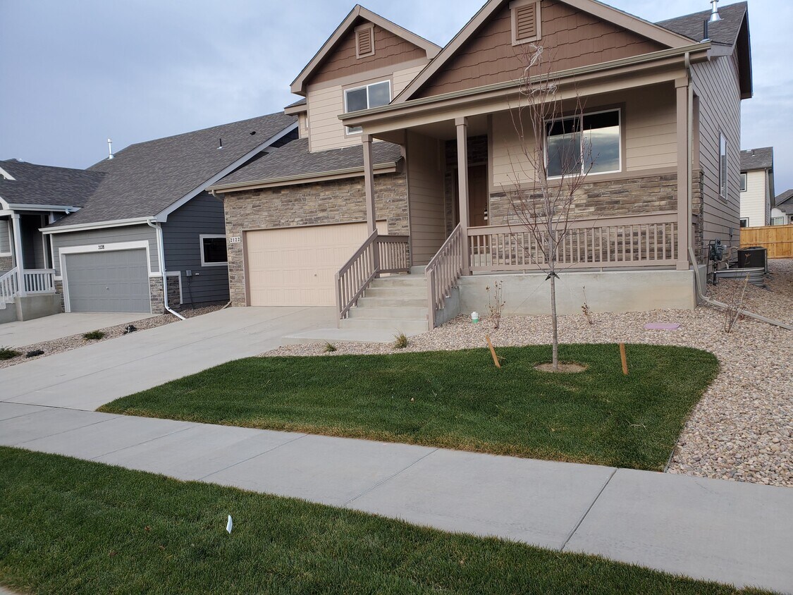 Foto principal - 2122 Day Spring Dr