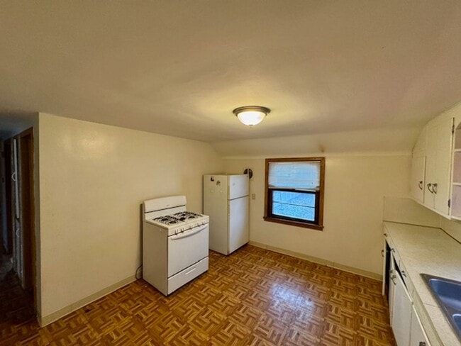 Foto del edificio - 22 Adams Ave