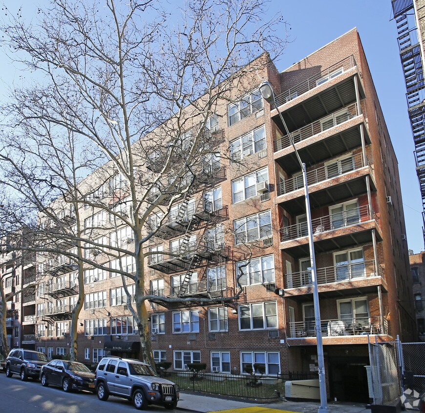 Foto del edificio - 330 E 19th St