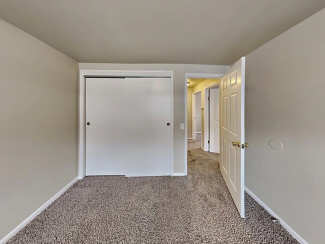 Foto del edificio - 7734 S Mission Dr