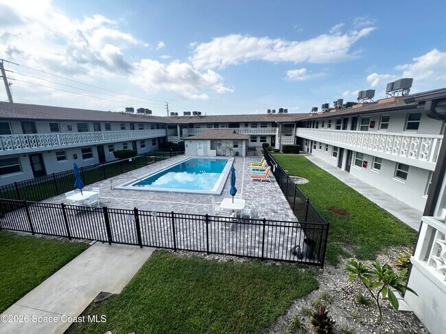 Foto del edificio - 5600 N Banana River Blvd