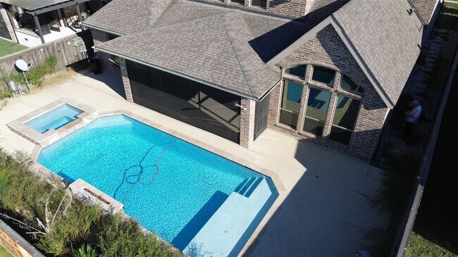 Foto del edificio - 28337 Sterling Oak Dr