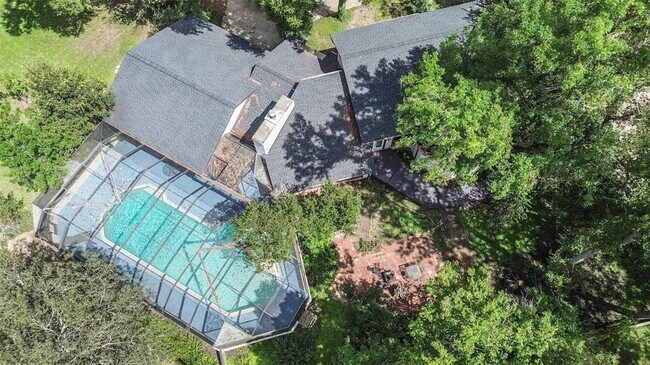 Building Photo - 3703 Aspenwood Dr