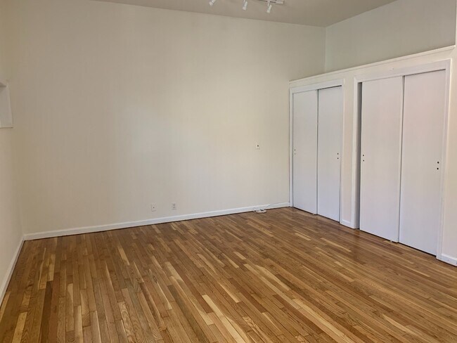 Building Photo - 101 West 86th Street