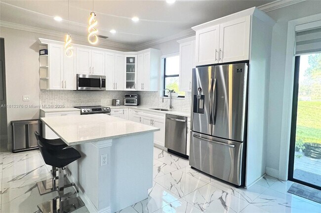 Foto del edificio - 3724 56th Ave NE