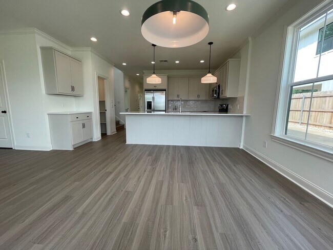 Foto del edificio - Luxurious NEW CONSTRUCTION 4/4.5 Home Near Baylor Campus!