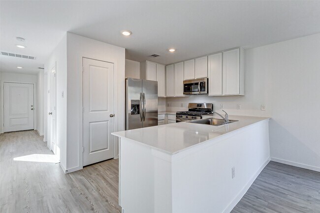 Foto del edificio - 18522 Tre Croci Dr