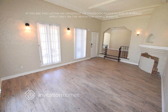 Building Photo - 8947 S Denker Ave