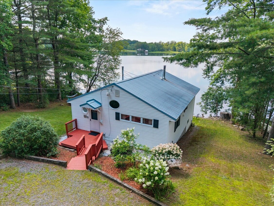 Primary Photo - 35 Horseshoe Way Rd