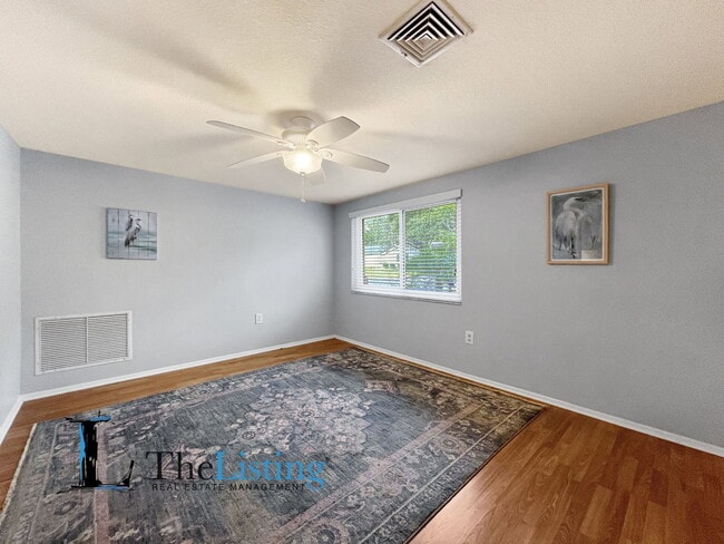 Foto del edificio - 8312 Mill Creek Ln