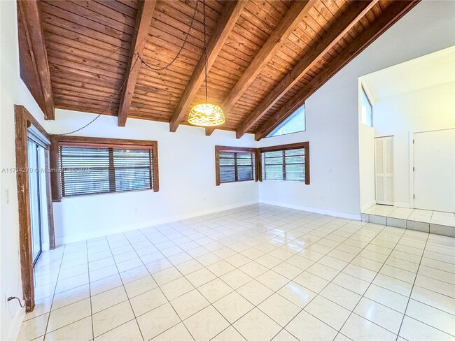 Foto del edificio - 10525 SW 130th Ct