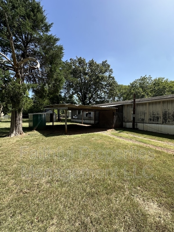 Building Photo - 10251 Shadow Wood Cir